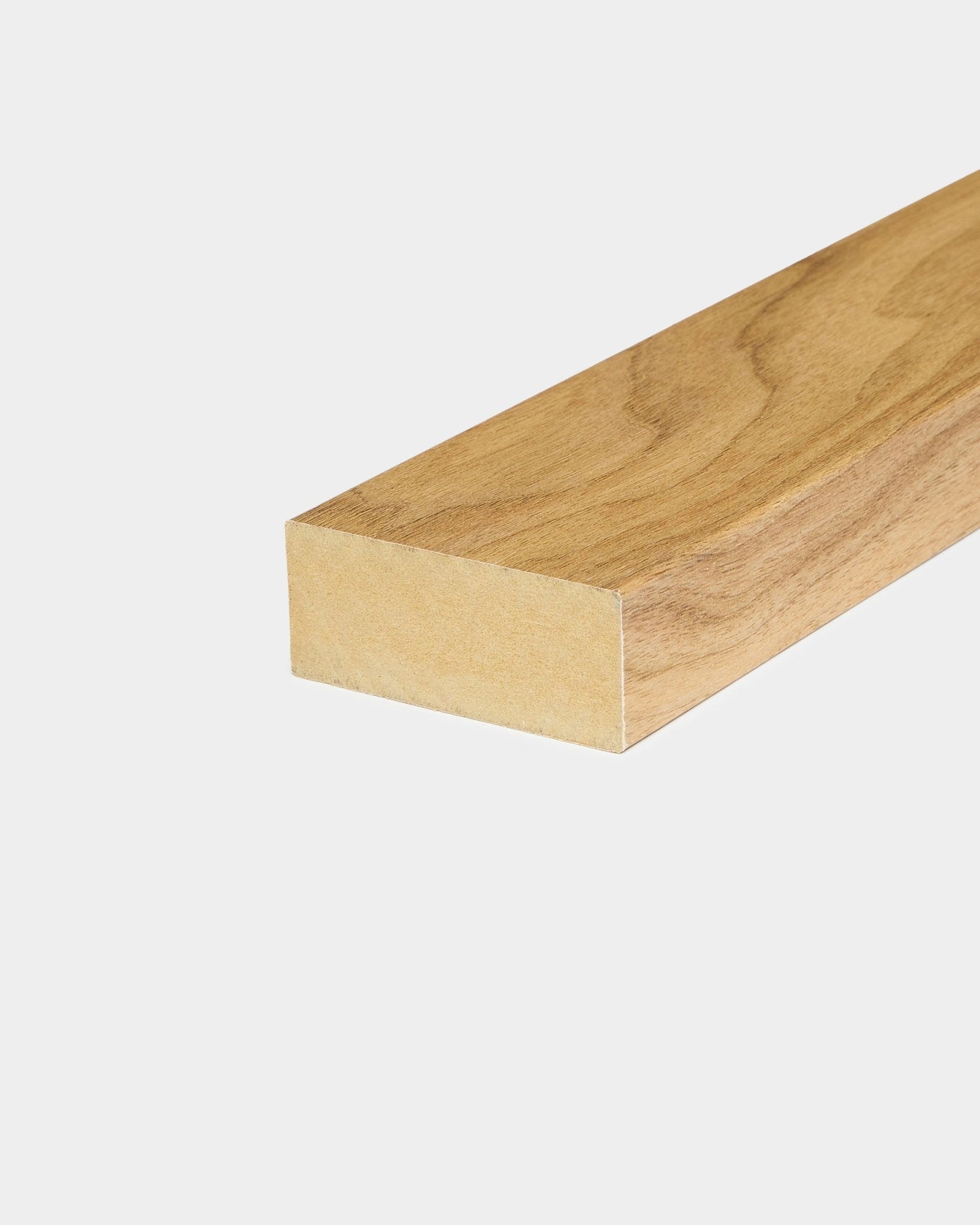 WoodUpp CREATE collection End lamella in English Oak (6.7 cm), accessory for acoustic panel MDF frames or walls, displayed on a plain white background.