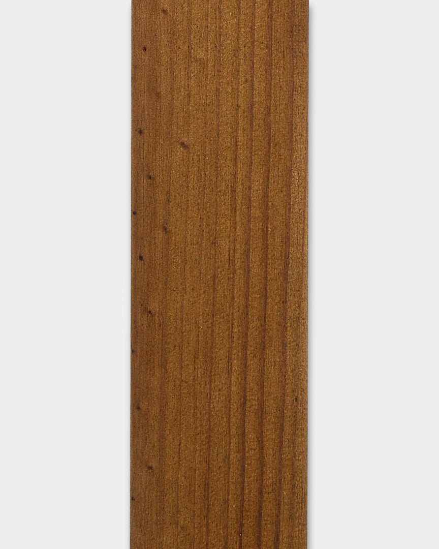 WoodUpp Aluwood Oiled Brown lamelfacadepanel (240x4x1,8 cm) til husvægge eller udvendige hjørner med en glat, synlig træfiberfinish.